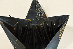 Sculptural-pyramid open with lotus close2
